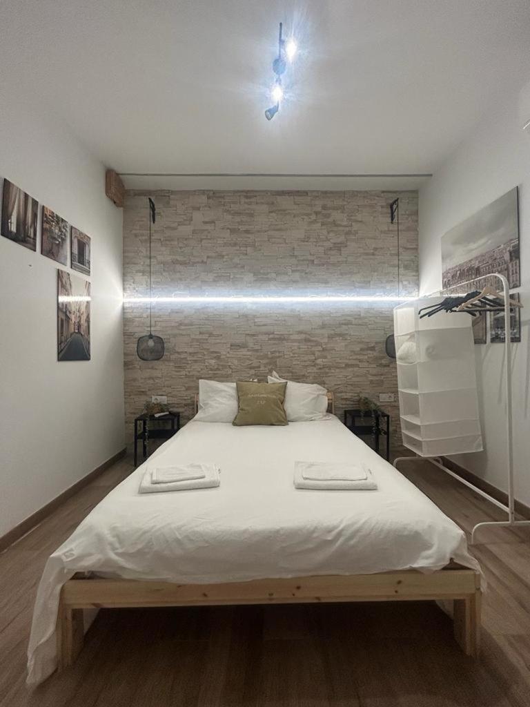 Apartamentos Pino Benidorm Esterno foto